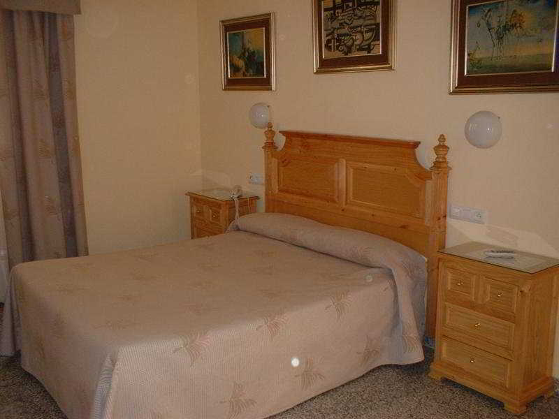 Maximiano Herculeo Hotel Cordoue